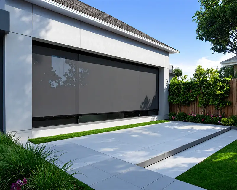 Corradi Zenith motorized exterior screen on a modern home